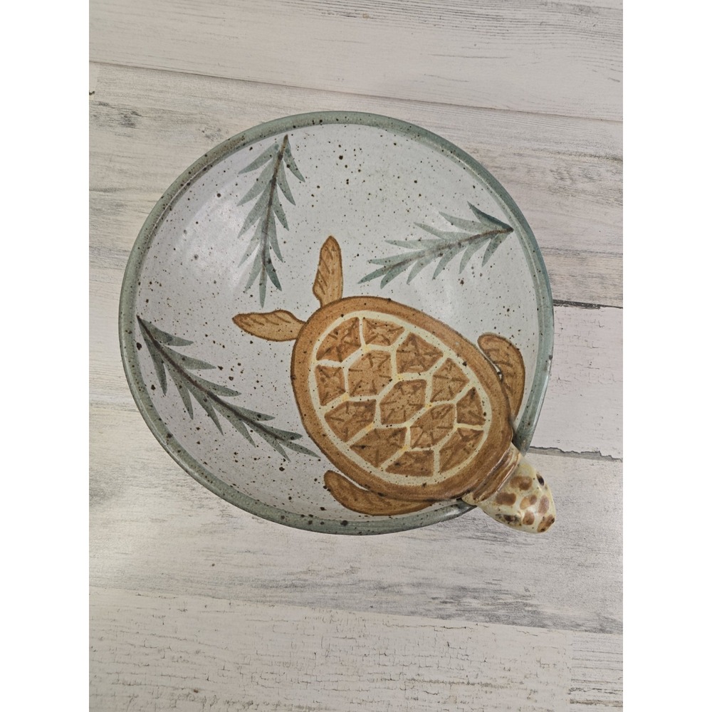 Allen & Williams Studio Art Pottery Turtle Bowl 8.75"